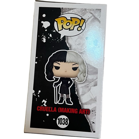 FUNKO POP DISNEY Cruella Making Art  brand new in box - Picture 3 of 5